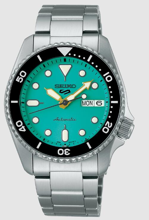 Seiko 5 Sports SKX Midi Teal SRPK33K1 Replica Watch